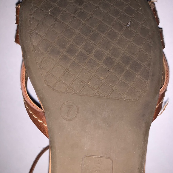 Flats - Picture 2 of 2